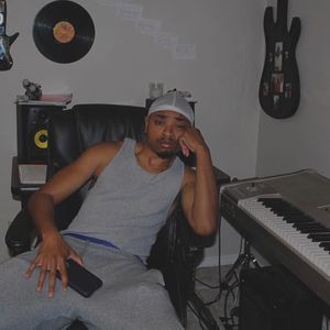 Meet your Posher, Jaylou